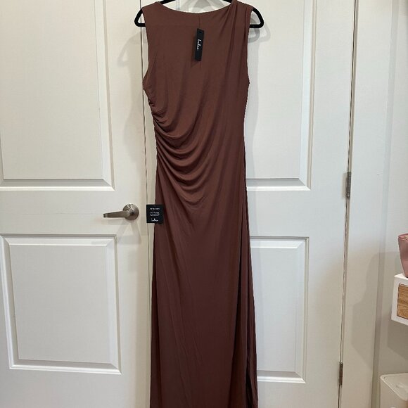 (NWT) Lulus Brown Ruched Maxi Dress - Picture 5 of 5